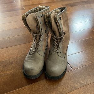 Fall or Spring boots!